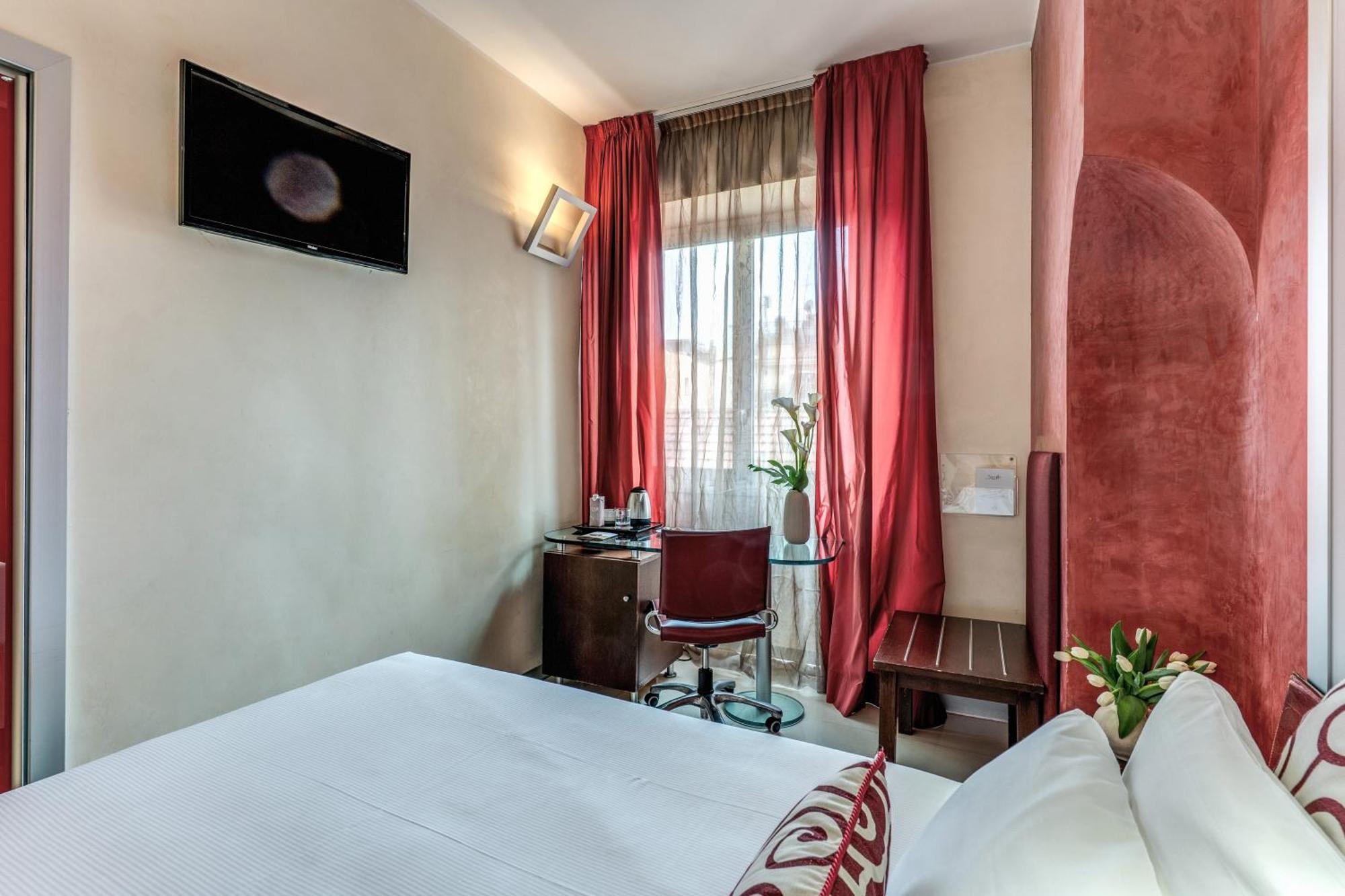 Hotel La Griffe 5*