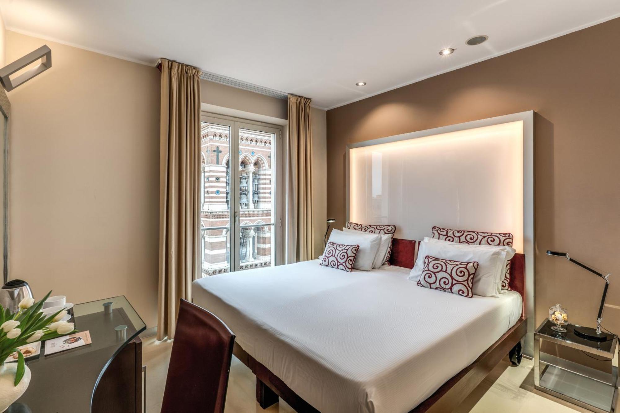 La Griffe Hotel 5*